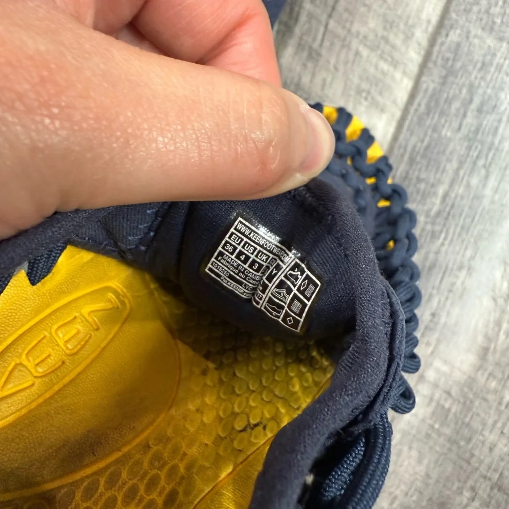Keen Kids‎ Navy Woven Shoes